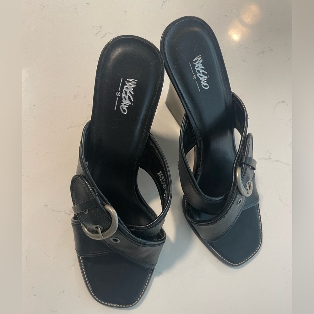 Vintage heels, 9 1/2 Chic biker minimal, brand new